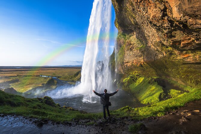 Private Golden Circle Tour (1-7pax) - Golden Circle in a private vehicle, with pickup that saves your energy