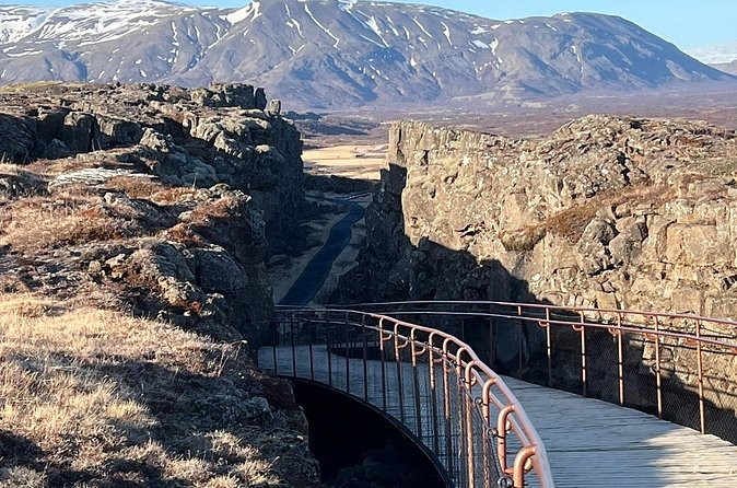 Private Golden Circle Tour - Þingvellir National Park: plates splitting and a parliament over 1,000 years old