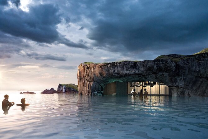 Private Half Day Iceland Tour with Guide and Vehicle - Price and value: what $865 per group buys you