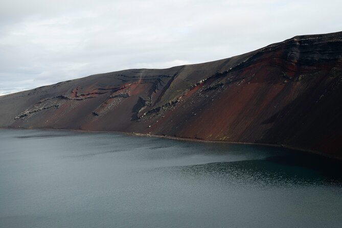 Private Hiking Tour in the Landmannalaugar - Sigöldugljúfur: waterfall canyon time on the way back
