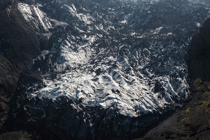 Private Hiking Tour in the Valley of Thórsmörk - What to pack for river crossings, canyons, and a 12 to 13 hour day