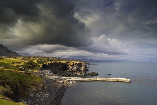 Private Jeep Tour - Snaefellsnes Peninsula - Stop 6: Djúpalónssandur Black Sand Beach
