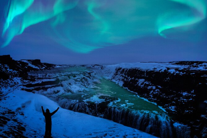 Private Northern Lights Evening Premium Tour - Photo Help in the Dark, How the Guide Improves Your Chances