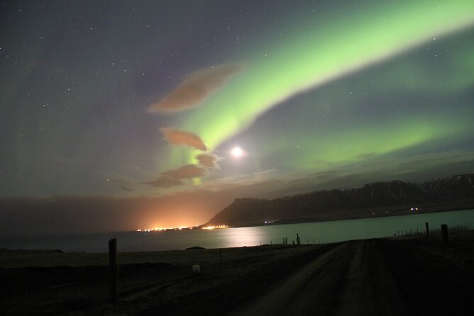 Private Northern Lights Tour from Reykjavik - Small risks to factor in: pickup timing and match to private expectations