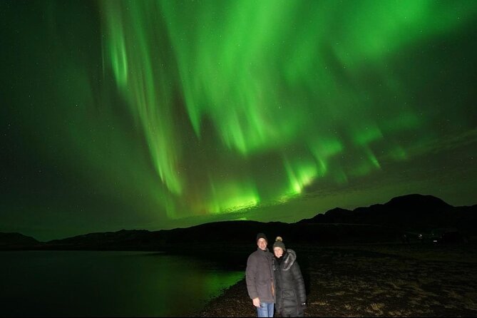 Private Northern Lights Tour with Hot Chocolate in Iceland - The Reykjavik Launch and the 4-Hour Night-Hunt Timing