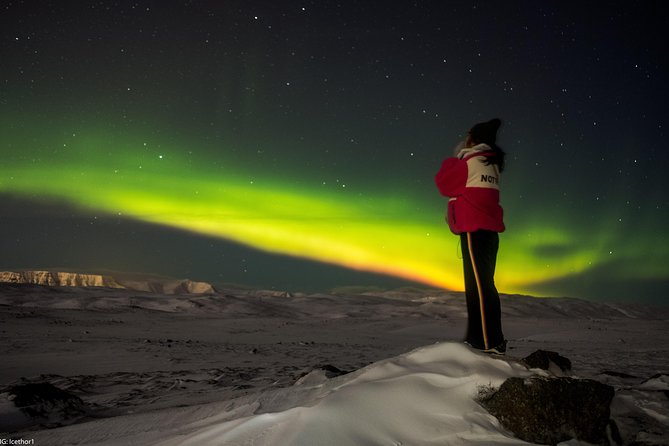 Private Northern lights with photographs - FAQ