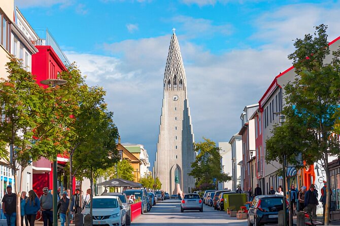 Private Reykjavik City Tour in Multi-Language Guide Options - Sun Voyager: quick photos, meaningful symbolism
