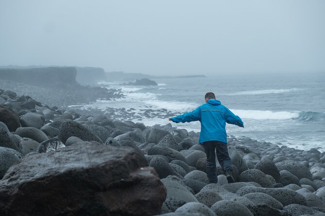 Private Secret Spots of Iceland Full day Tour with Photography by Luke - Fagradalsfjall volcano time: walking and timing with recent eruption terrain