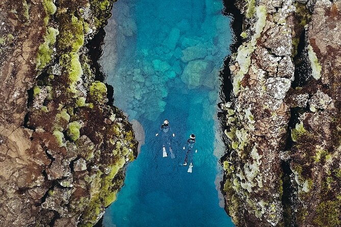 Private Silfra Snorkeling 6 p. group - Meet on Location - with Underwater Photos - The 2.5 Hour Flow, Gear Up, Short Water Time, Photos