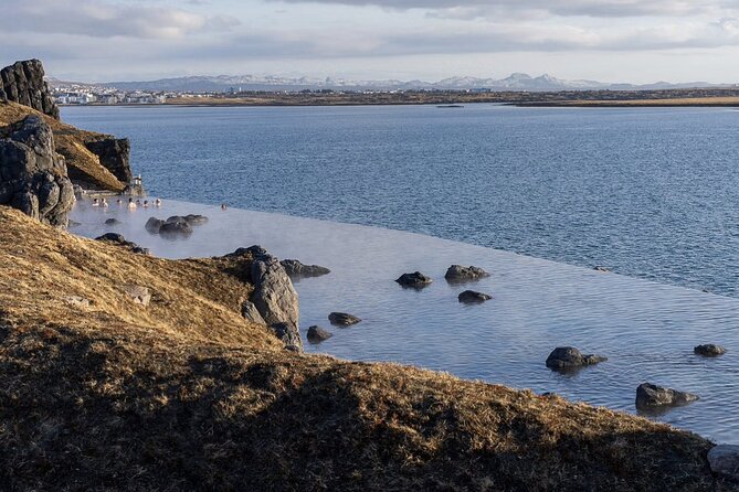 Private Sky Lagoon transfer for Cruise Ship Travellers - Pickup at the Reykjavik Cruise Terminal, Done the Practical Way