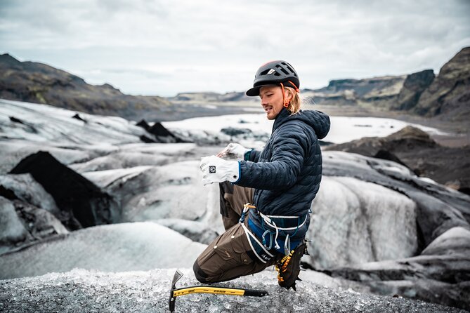 Private SOUTH COAST & Glacier Hike | Luxury 4x4 and photos inc. - Skógafoss First: A Waterfall That Greets You Like a Headliner