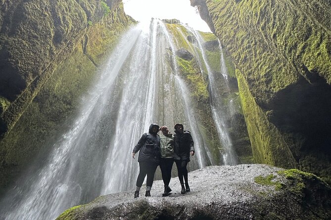 Private South Coast tour / Black Sand Beach, Waterfalls and more - Sólheimajökull glacier hike: accessible ice with crevasses and ash layers