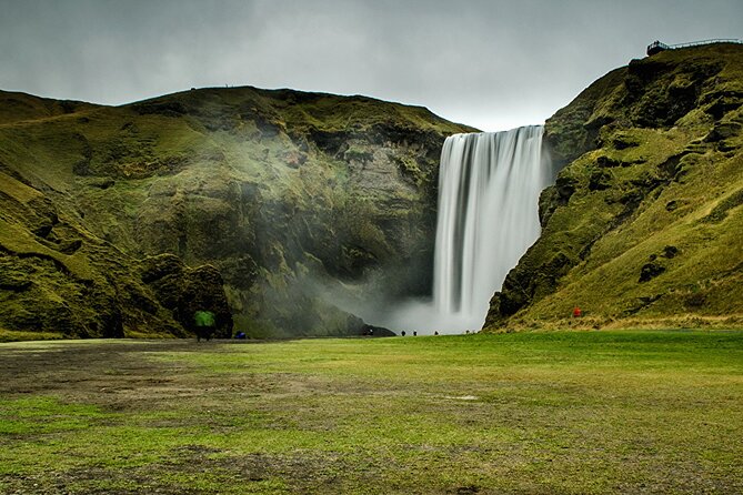 Private South Coast Tour of Iceland Including 6+ Main Attractions - Solheimajokull glacier: ice formations in a shorter time window