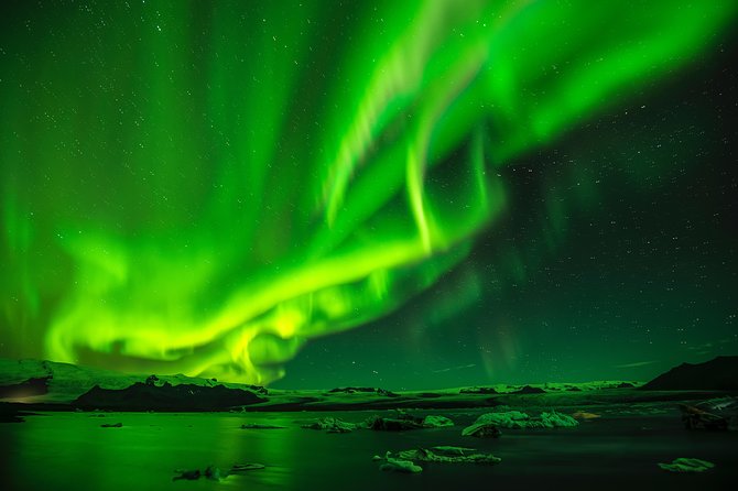 Private Super Jeep Northern lights hunt from Reykjavik - Food, drinks, and the comfort budget you control