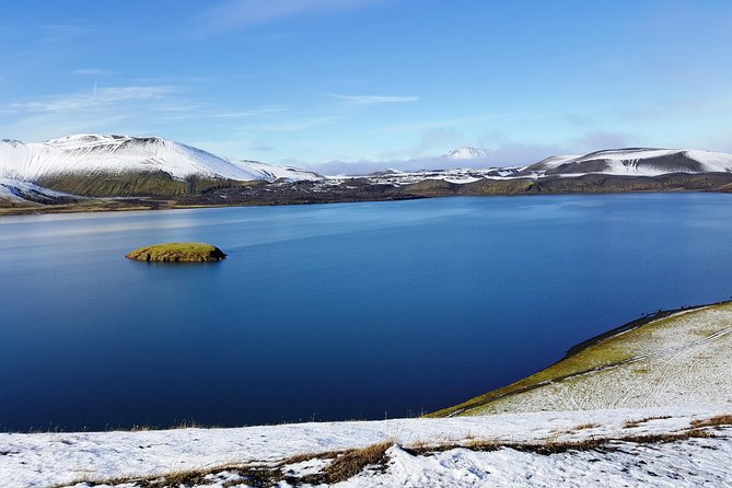 Private Superjeep Landmannalaugar and Hekla Volcano Day Trip - Hjalparfoss waterfall: when water meets the volcanic world