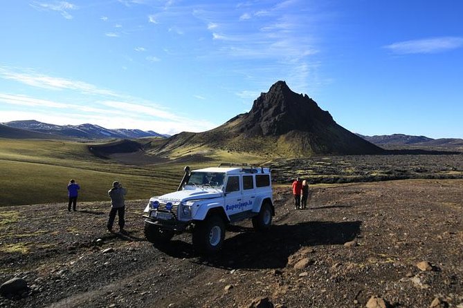 Private Superjeep Landmannalaugar and Hekla Volcano Day Trip - Forstastaóa Lake: a quieter pause in the middle of the route