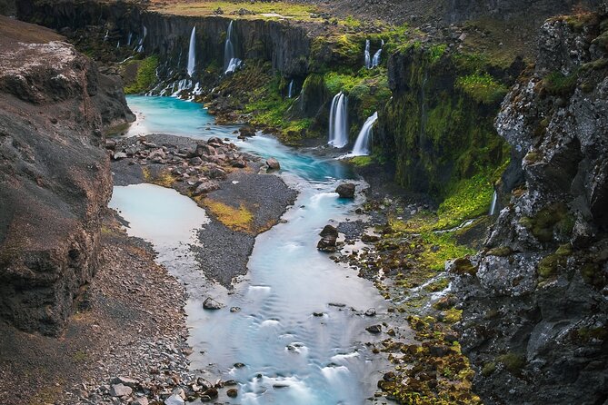Private Tour of Valley of Tears and Highlands adventure - Lunch at Hrauneyjar Highland Center: refuel without turning the day into a wait
