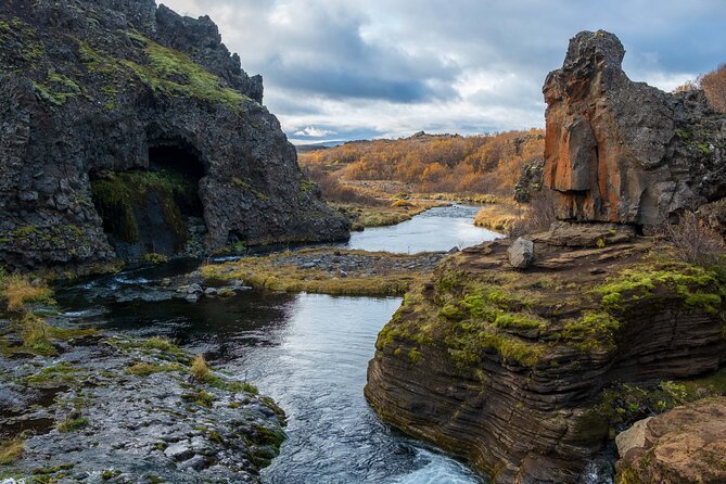 Private Tour of Valley of Tears and Highlands adventure - Sigóldugljúfur, the Valley of Tears: canyon viewpoints and blue-green water