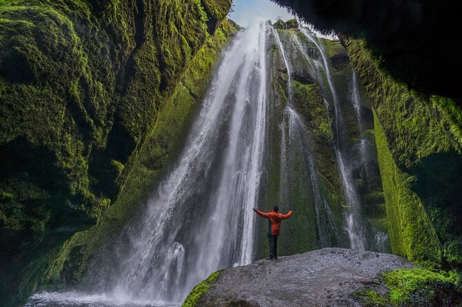 Private Tour: South Coast of Iceland by SUV or Van from Reykjavik - First stops: Urridafoss and Skógafoss without wasting your daylight