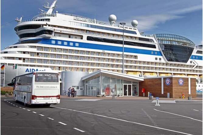 Private Transfer from Cruise Ship Port to Keflavik Int. Airport - From ship to terminal: what to expect at pickup and drop-off