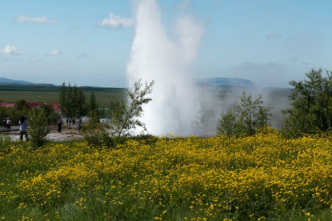 Private Visit Golden Circle Essentials - Geysir: Strokkur’s Eruptions and a Built-In Lunch Break