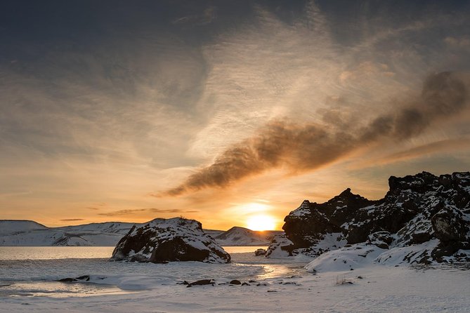 Reykjanes Peninsula Photo infused tour - Pickup, timing, and the small-group advantage