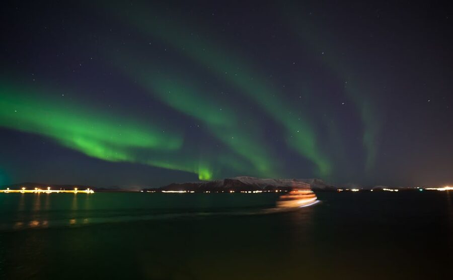Reykjavik: 2-Hour Northern Lights by Boat with Backup Plan - Should you book this Northern Lights boat tour with a backup plan?