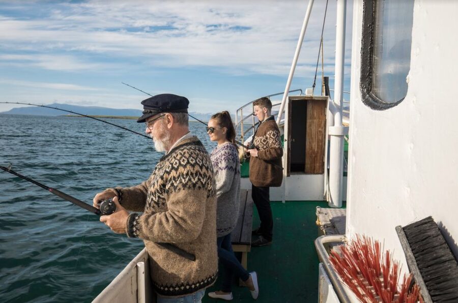 Reykjavik: 3-Hour Sea Angling Gourmet Experience Tour - Key things you will notice on this sea angling cruise