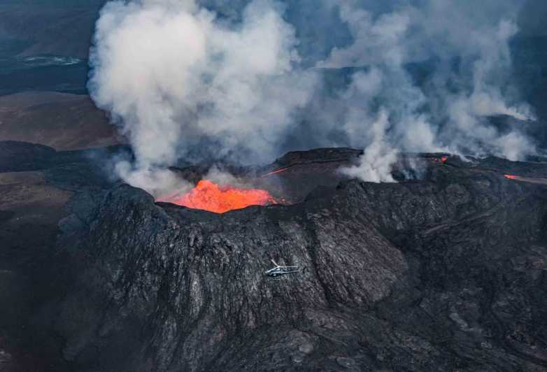Reykjavik: 45-Minute Volcano Sightseeing Helicopter Tour - Reykjavik to Reykjanes in 45 minutes, the view-first pitch