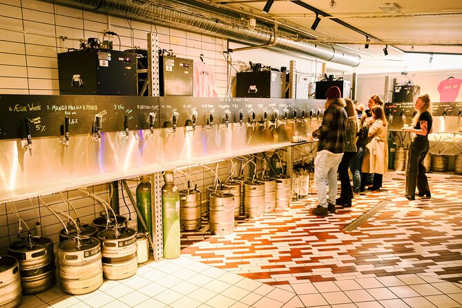 Reykjavík All In One Food Tour - Eat, Drink & Explore with Locals - LEMMY finale: local fish and beer for about an hour