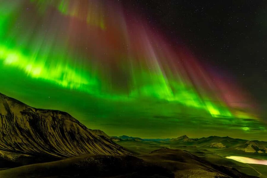 Reykjavik: Aurora Small Group 4x4 Northern Lights Adventure - Why this 4x4 aurora tour feels better than a big coach
