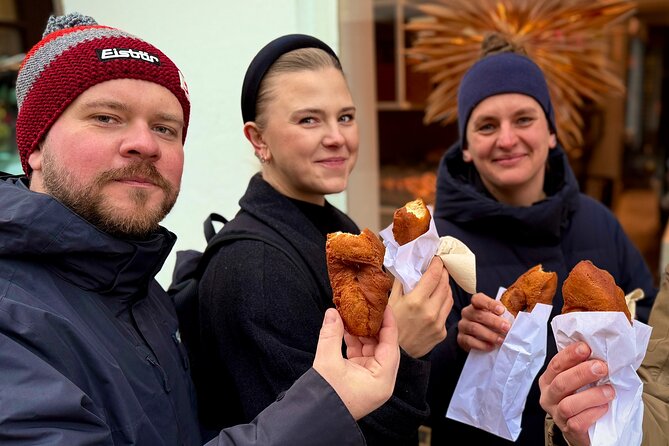 Reykjavík Food Tour with 5 Authentic Local Tastings & Secret Dish - What You Eat in Reykjavik: Pastries, Hot Dog, Fish and Potatoes, Marriage Cake, Hot Chocolate, Secret Dish