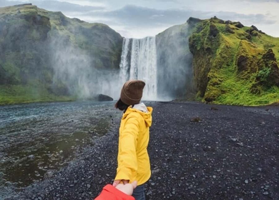Reykjavik: Glacier Lagoon, Diamond & Black Beach 冰岛冰河湖中文一日团 - Getting there and staying comfortable on a 15-hour bus day