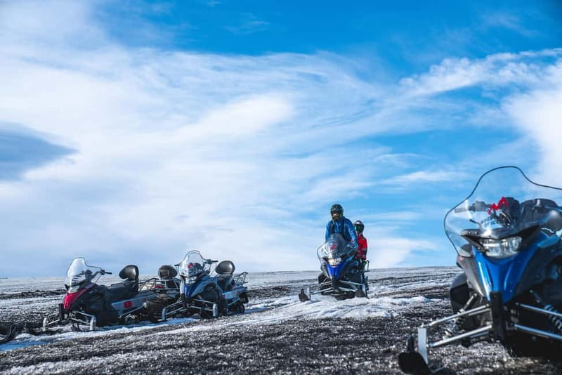 Reykjavík: Glacier Snowmobile and Hot Springs with Pickup - Food, Drinks, and How to Handle the Gaps