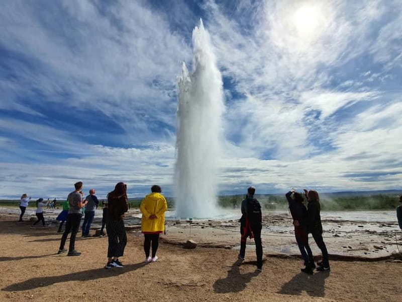 Reykjavík: Golden Circle, 2 Geysers & Geothermal Bakery Tour - Price and value: is $134 a fair deal for this mix?