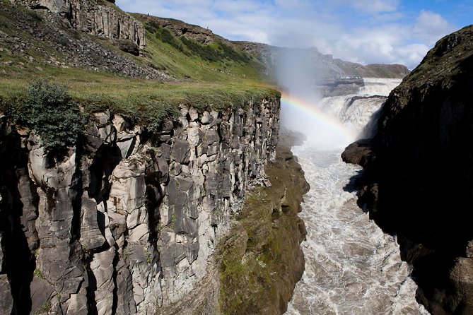 Reykjavik: Golden Circle and Northern Lights Small-Group Tour - Northern Lights hunt: what “best chance” really means