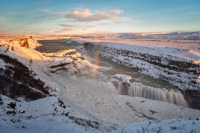 Reykjavik: Golden Circle and Northern Lights Small-Group Tour - Golden Circle stops that are worth your time (and which ones get the best payoff)