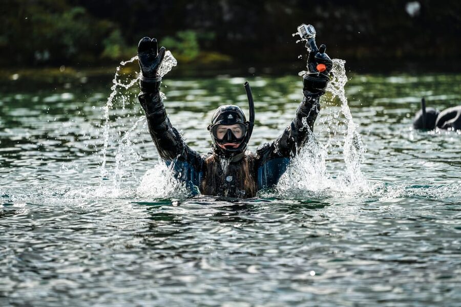 Reykjavík: Golden Circle and Silfra Snorkeling Combo Tour - Gullfoss Waterfall: Big, Loud, and Worth the Time