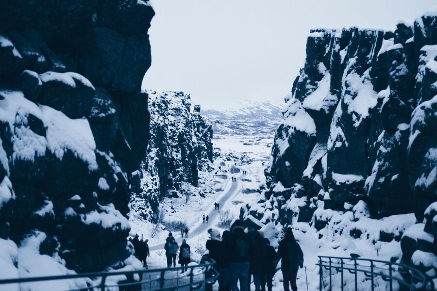 Reykjavík: Golden Circle, Blue Lagoon & Northern Lights Tour - Northern Lights hunt: how the evening timing and photo help works