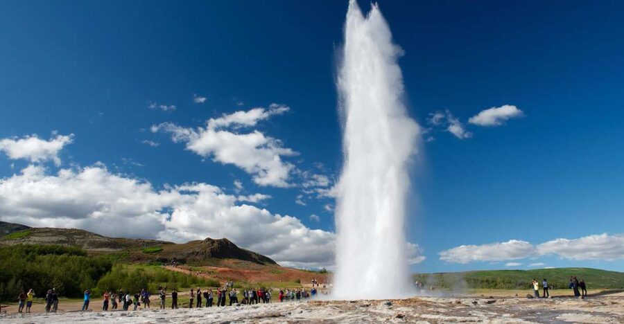 Reykjavik: Golden Circle Day Tour with optional Blue Lagoon - Þingvellir National Park, Where Vikings Met a Rift Valley