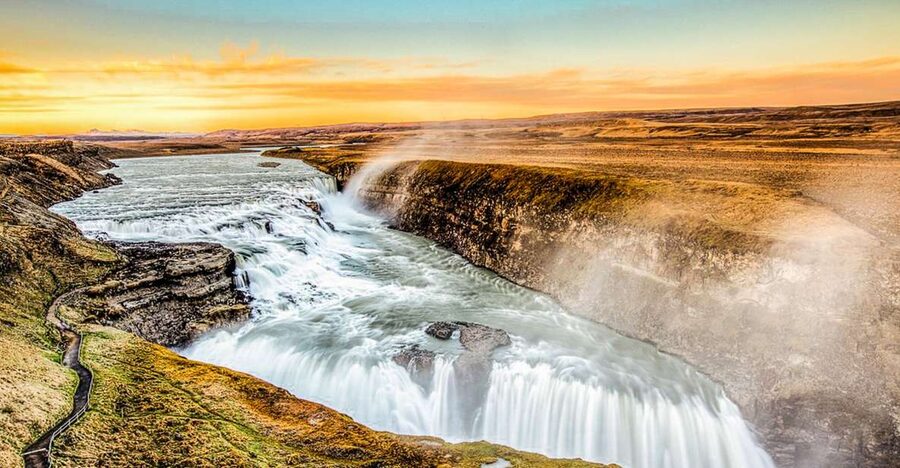 Reykjavik: Golden Circle Full-Day Tour with Kerid Crater - Why This Golden Circle Bus Day Feels Efficient