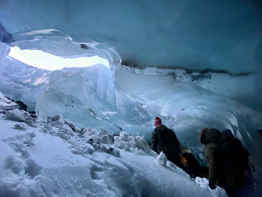 Reykjavik: Golden Circle, Glacier Truck & Ice Cave Tour - A packed Reykjavik day trip that still feels logical