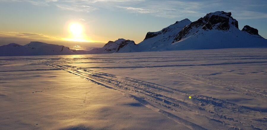 Reykjavik: Golden Circle & Langjökull Glacier on a Jeep - Guides make the difference: science, off-road know-how, and calm instincts