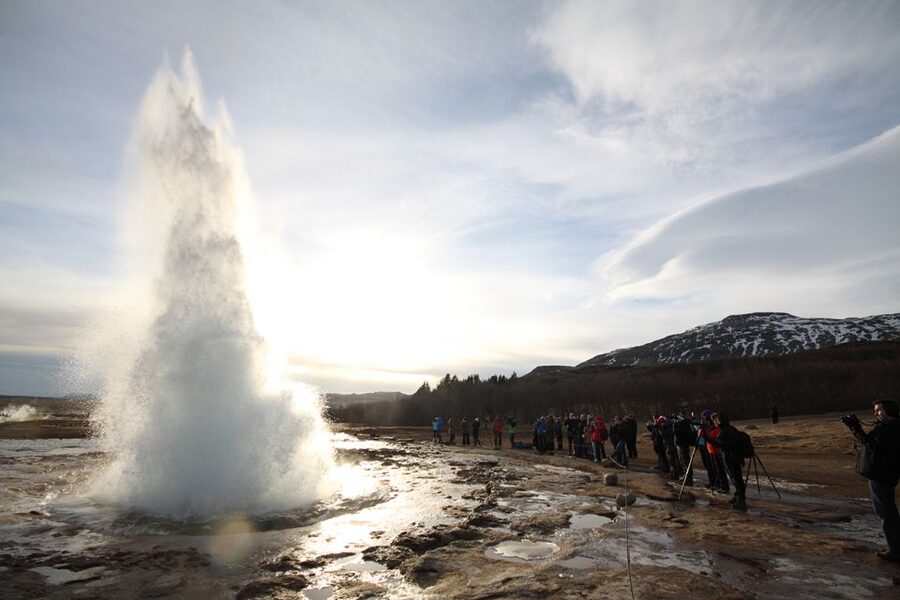 Reykjavik: Golden Circle & Northern Lights 4x4 Tour - Geysir and Strokkur: geothermal steam, close-up views, and the timing game