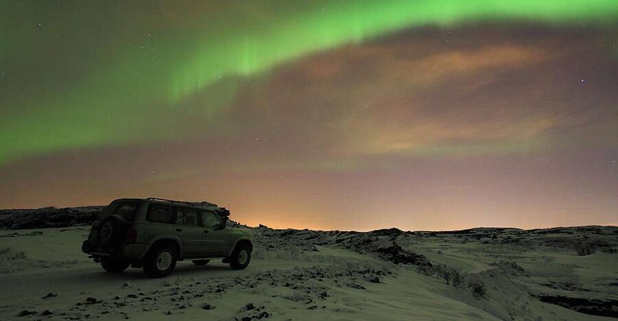 Reykjavik: Golden Circle & Northern Lights 4x4 Tour - The comfort factor: pickup, small group size, and a 4x4 that goes off-road