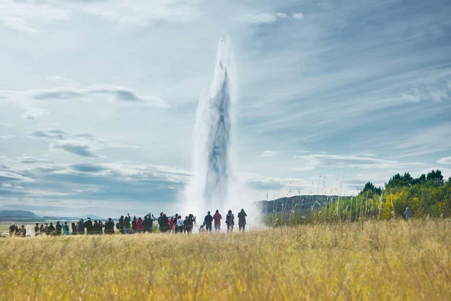 Reykjavik: Golden Circle Tour & Laugarás Lagoon Entry - Gullfoss: Big Water, Short Walks, Good Photo Timing