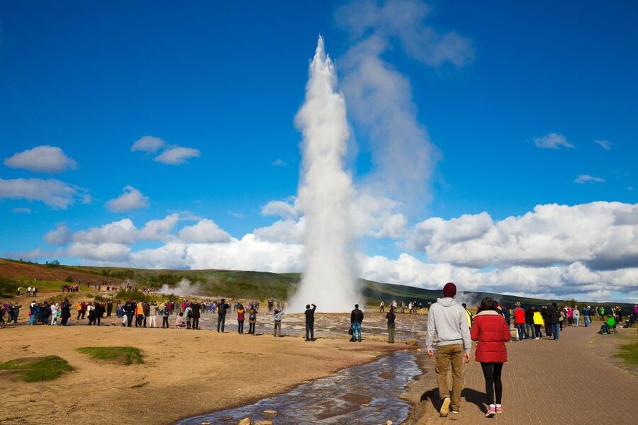 Reykjavik: Golden Circle Tour with Blue Lagoon Visit & Entry - Thingvellir National Park: Vikings, UNESCO Territory, and the Rift Valley Reality
