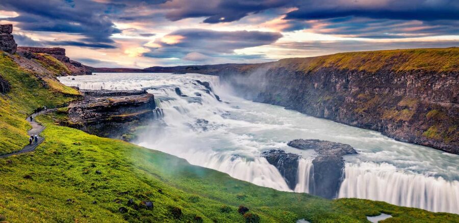 Reykjavik: Golden Circle & Waterfalls in Chinese冰岛黄金圈中文一日团 - Geysir and Strokkur: how to time your shots when eruptions are frequent