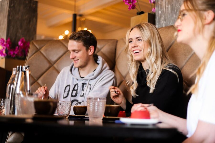 Reykjavik: Guided Foodie Walking Tour with 6 Tastings - How the tasting works on a 3-hour walk
