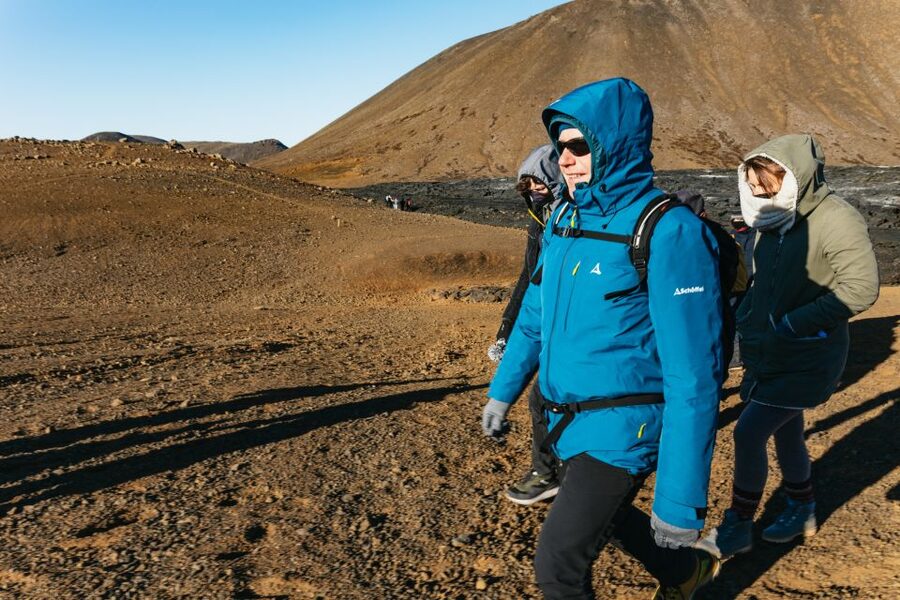 Reykjavik: Guided Tour to Volcano and Reykjanes Geopark - Guides: What Makes the Difference